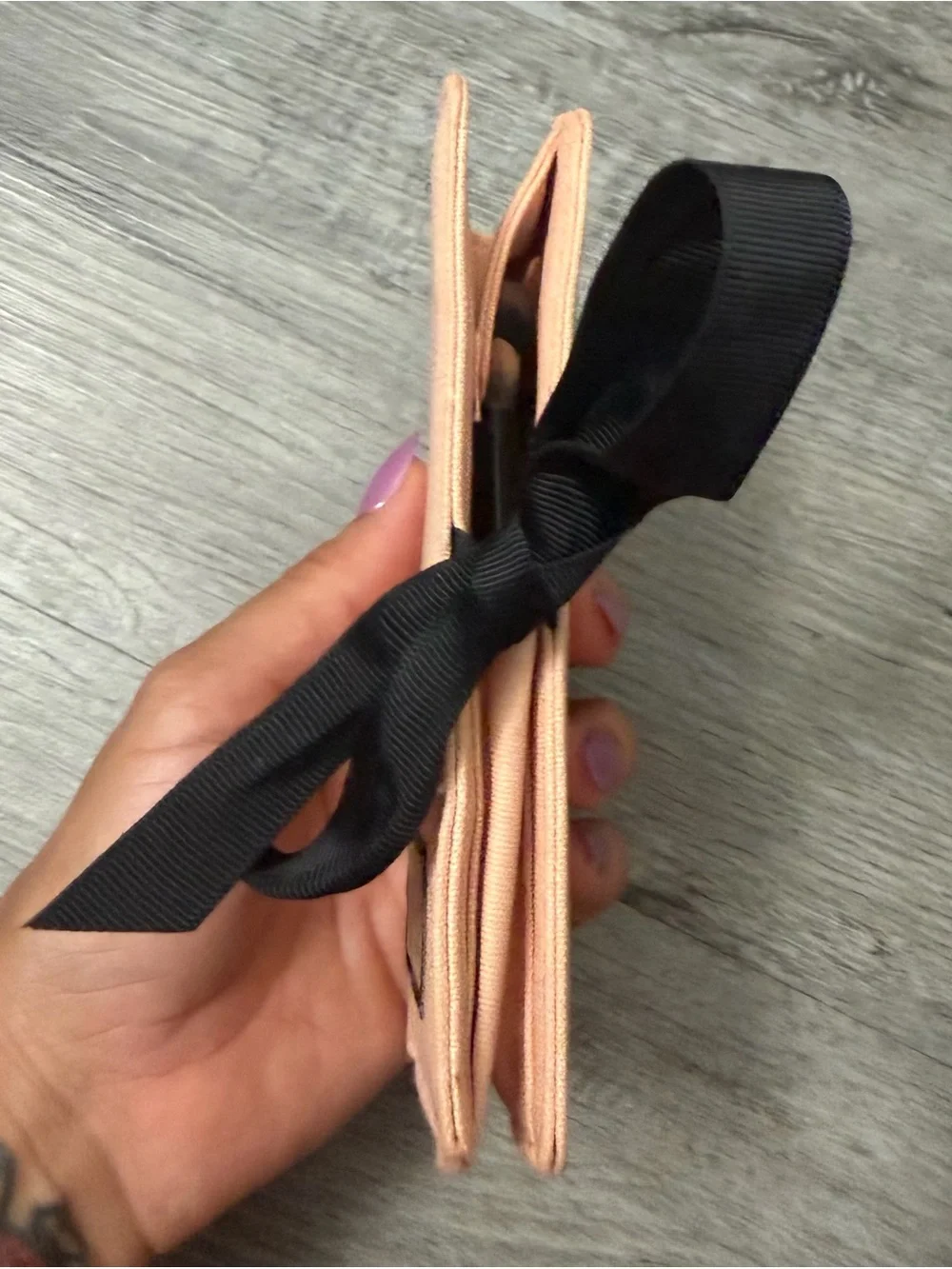 Gucci Peach Canvas Travel Brush Pouch with Two Eyeshadow Brushes